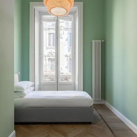 Canguroproperties - Arco Della Pace Apartment